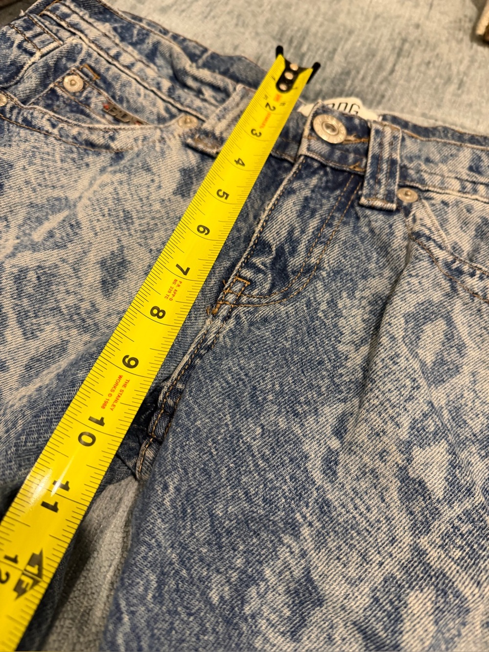 BDG Women’s - Blue Snake-Print Wide Leg Jeans - Picture 11 of 12